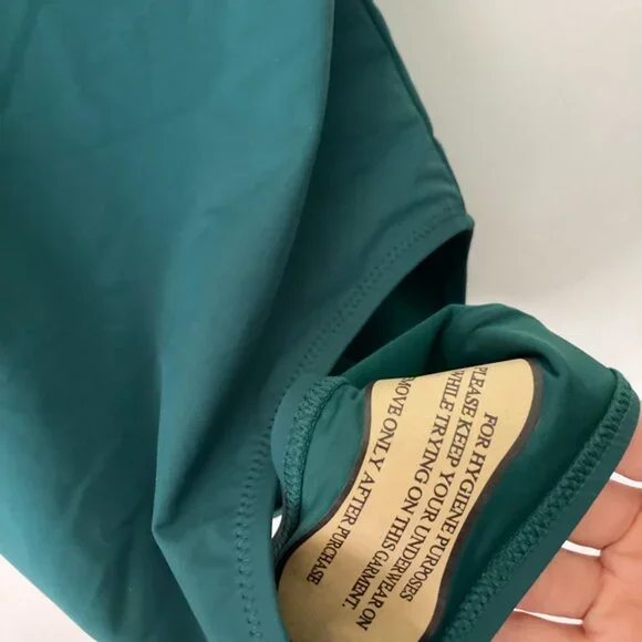 NWT POPILUSH Shapewear Solid Sculpting One-Piece Swimsuit - Picture 7 of 8